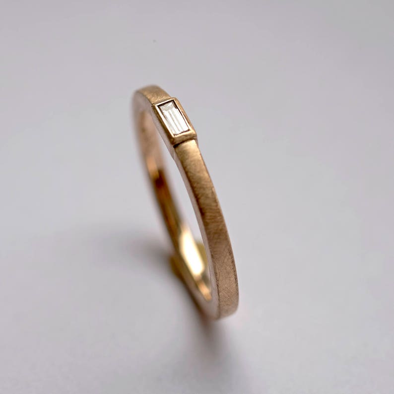Gold Rings & Engagement Rings
