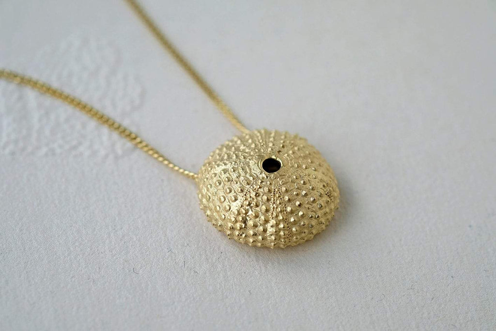 Gold Sea Urchin Necklace, gold-plated shell Necklace, long necklace gold, sea shell necklace, Sea urchin gold necklace, LARGE Ø 25 mm