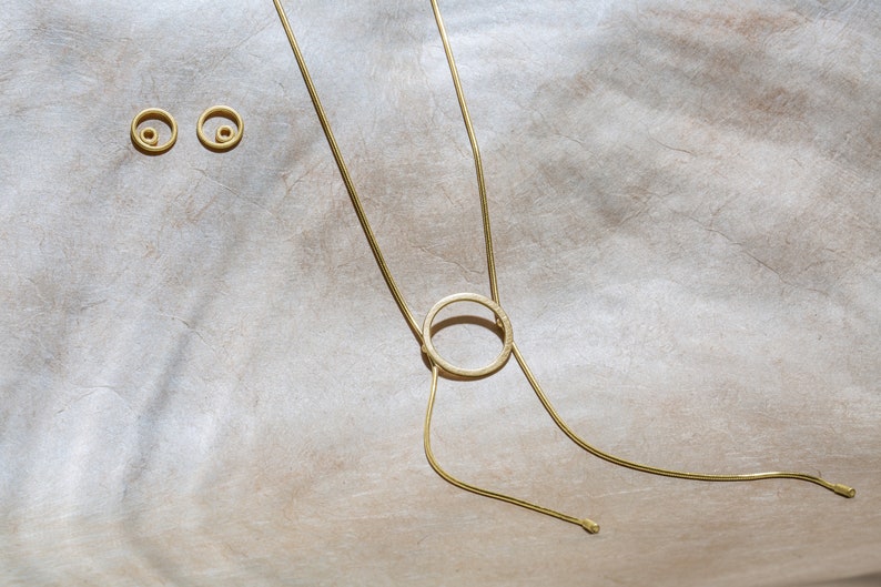 Gold necklace adjustable of the Flowring Collection