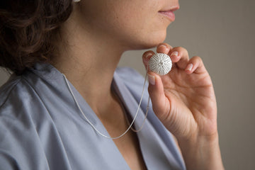 <transcy>Seeigel
 Silber Kette</transcy>