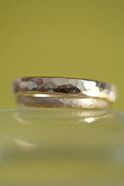 <tc>Klassische Gold Trauringe Set Matt mit Hammerschlag</tc>