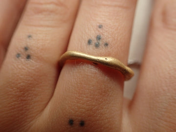 <tc>Organischer Goldring</tc>
