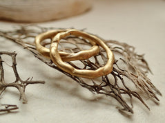 <tc>Organischer Goldring</tc>