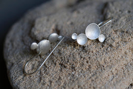 <transcy>Dewdrops Silber
 Ohrringe hängend</transcy>
