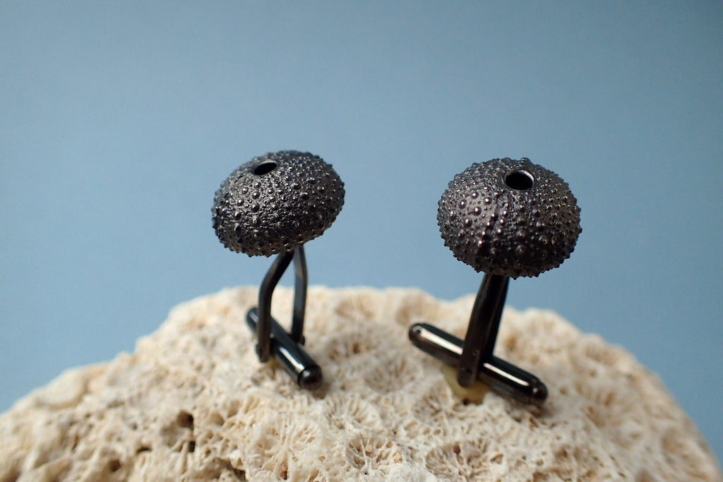 Anthracite Ocean Cufflinks. Cirer, jewelry from the sea